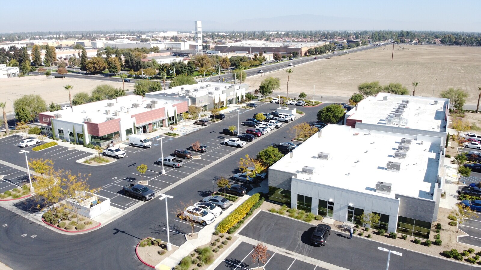 5701 Young St, Bakersfield, CA 93311 - Unit 200 -  - Interior Photo - Image 1 of 2