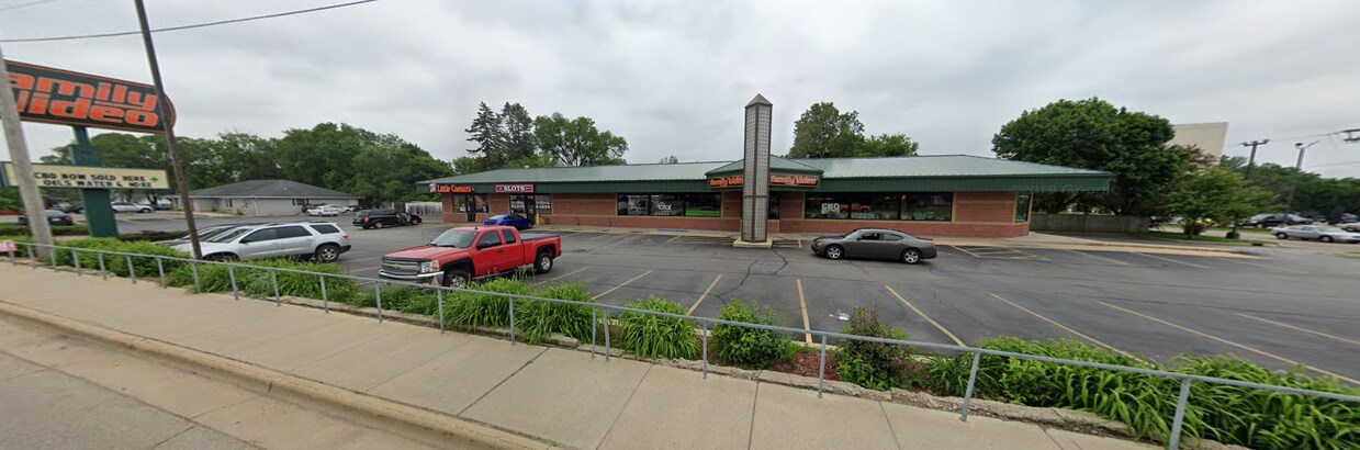 1005-1007 W Galena Ave, Freeport, IL for lease Building Photo- Image 1 of 1