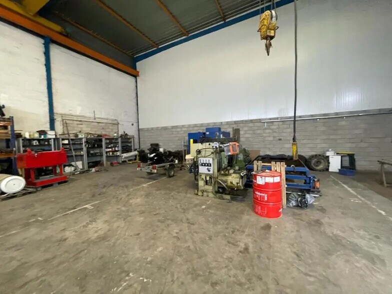 8 Allée Du Grand Pré, Marines for sale - Building Photo - Image 2 of 8