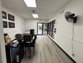 4990 SW 52nd St, Fort Lauderdale, FL for lease Interior Photo- Image 2 of 6