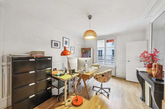 Office in Paris for lease Interior Photo- Image 2 of 15