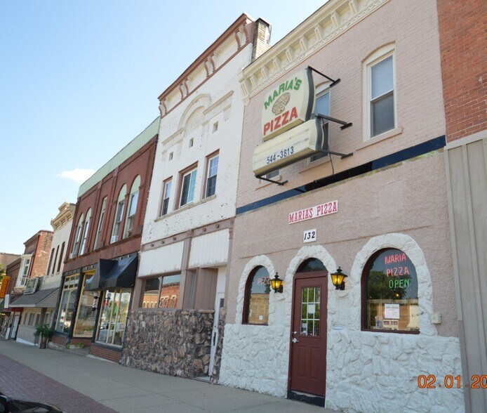 132 N State St, Belvidere, IL for sale - Primary Photo - Image 1 of 1