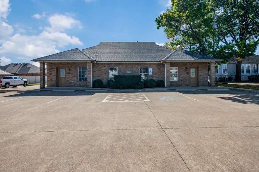 2028 Bedford Rd, Bedford, TX for sale - Building Photo - Image 1 of 9