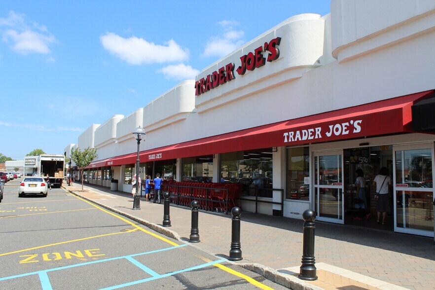 European Wax Center South Oyster Bay Road Plainview Ny 401-419 S Oyster Bay Rd, Plainview, NY 11803 - Woodbury Plaza | LoopNet