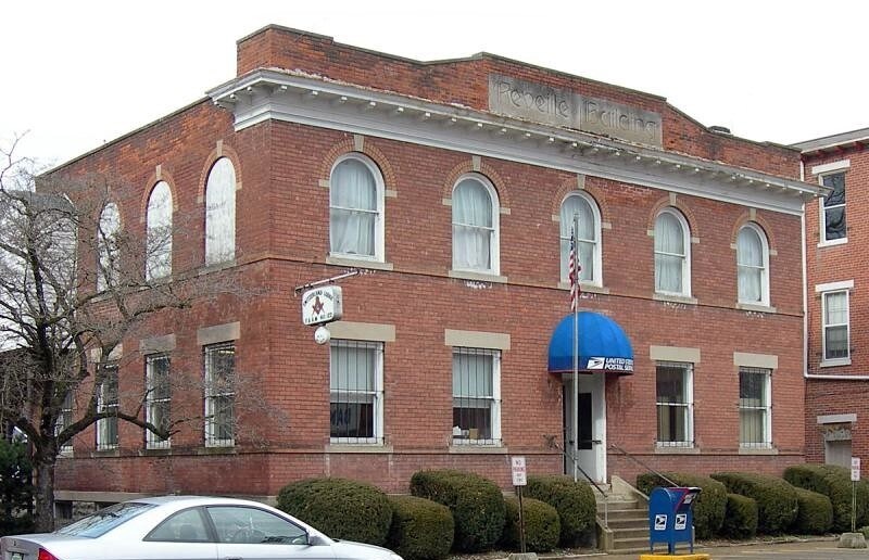 104 W Pike St, Vevay, IN for sale Primary Photo- Image 1 of 1