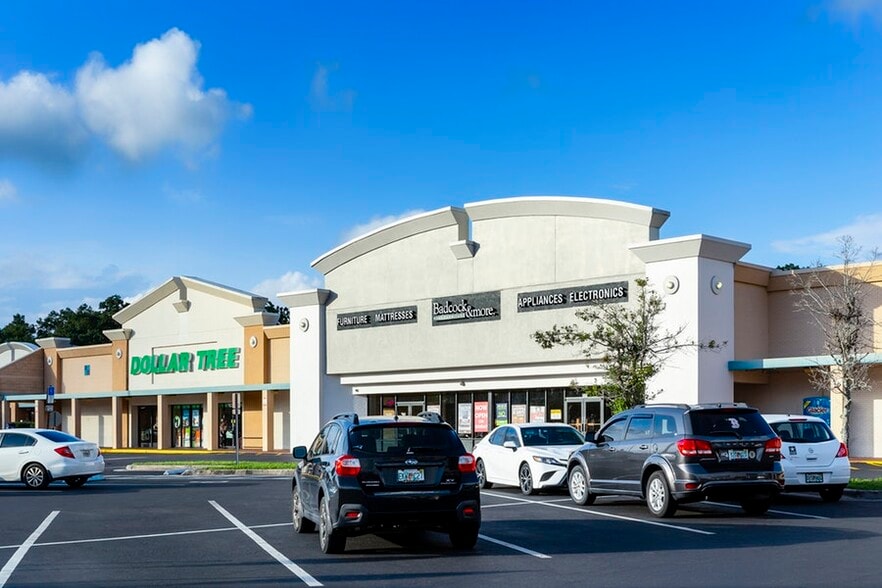 701-825 Orange Blossom Trl, Apopka, FL for lease - Building Photo - Image 2 of 9
