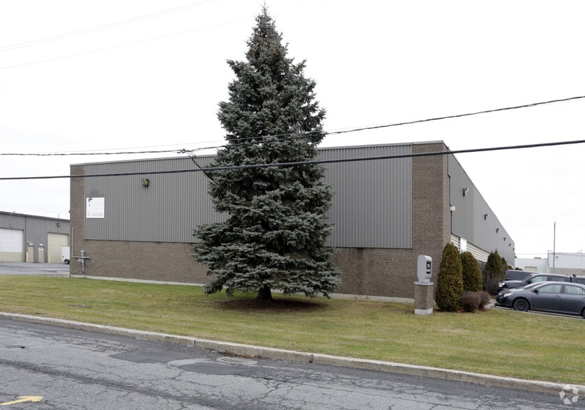 3505 Rue Isabelle, Brossard, QC for lease - Building Photo - Image 2 of 2