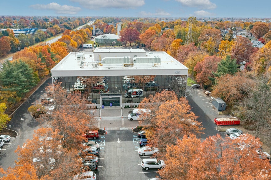 185 Central Ave, Bethpage, NY 11714