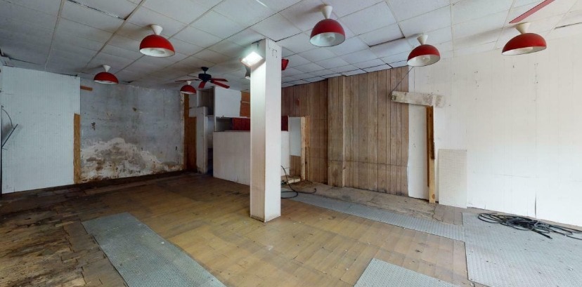 1135 Washington Ave, Brooklyn, NY for lease Interior Photo- Image 1 of 3