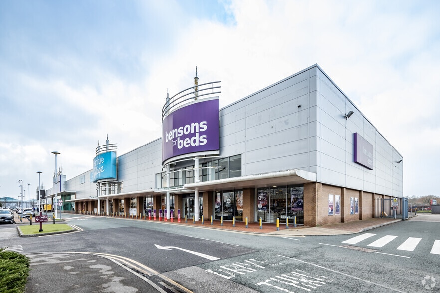 Deva Link, Chester for lease - Primary Photo - Image 1 of 2