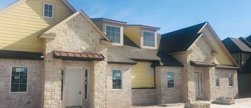 1109 SW 30th Ct, Moore, OK for sale Primary Photo- Image 1 of 1