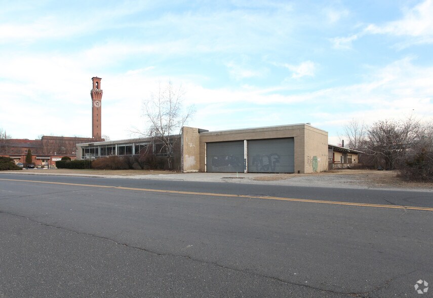 131 Freight St, Waterbury, CT for sale - Primary Photo - Image 1 of 2