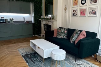 7 High St, Windsor for lease Interior Photo- Image 2 of 4