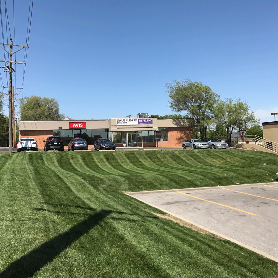 1512 Main St, Grandview, MO 64030