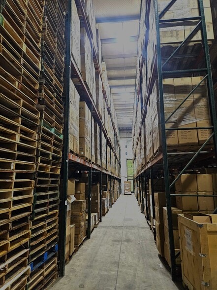 105 W Dewey Ave, Wharton, NJ for lease - Interior Photo - Image 1 of 20