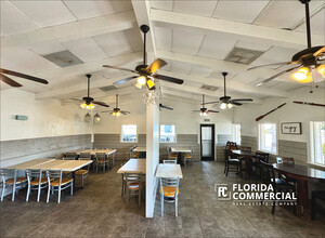 300 SW Federal Hwy, Stuart, FL for sale Interior Photo- Image 1 of 14