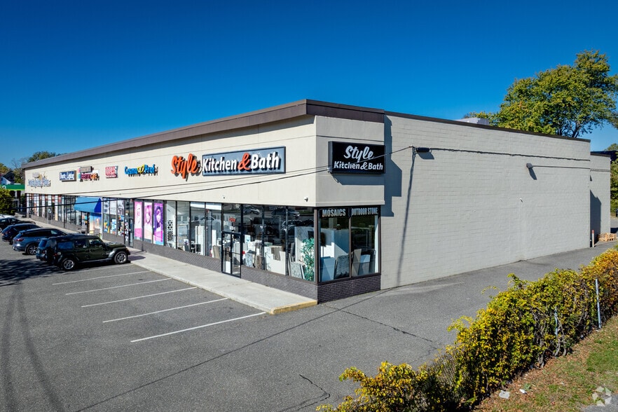 6225-6233 Jericho Tpke, Commack, NY for sale - Primary Photo - Image 1 of 1