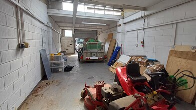 Paycocke Rd, Basildon for lease Interior Photo- Image 2 of 2