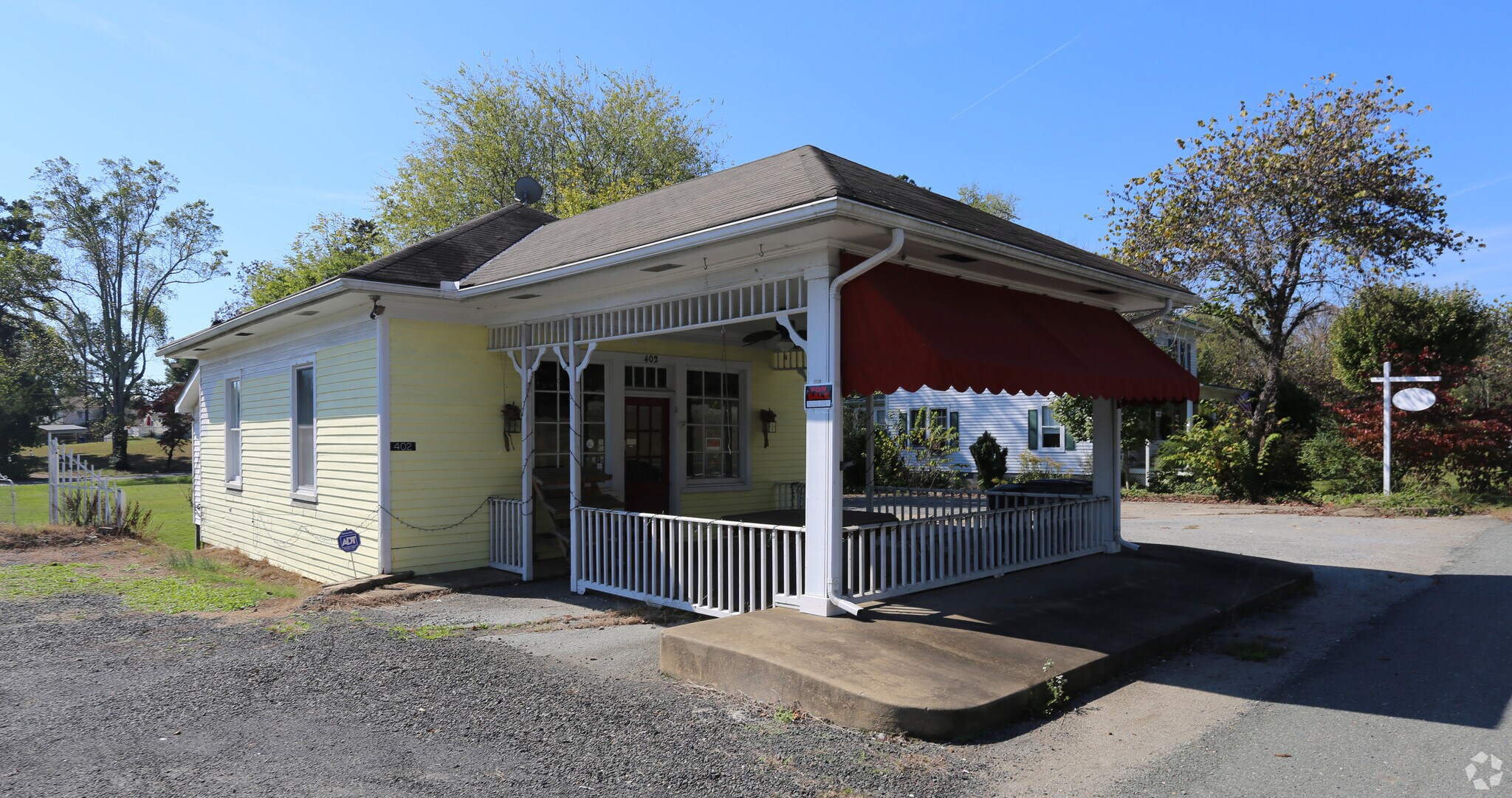 402 W Main St, Louisa, VA for sale Primary Photo- Image 1 of 1