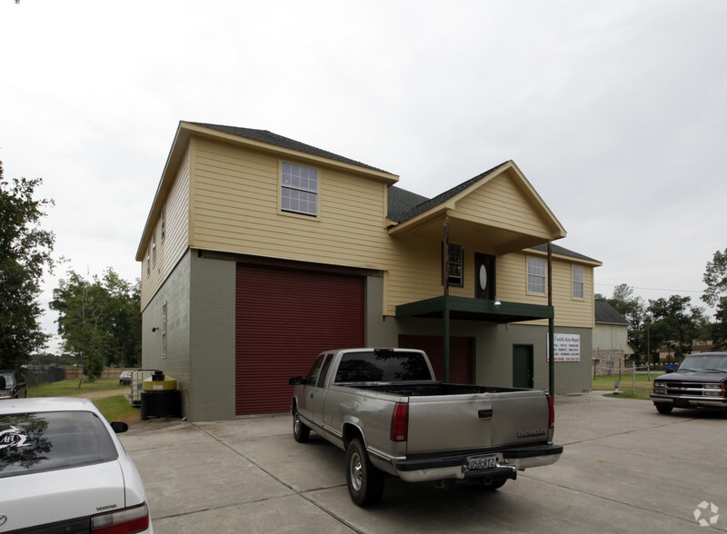 4406 Theiss Rd, Humble, TX for lease - Building Photo - Image 3 of 15