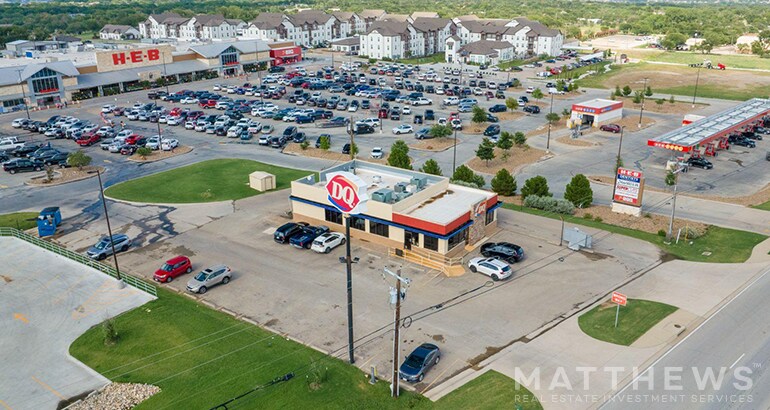 3205 Fort Worth Hwy, Weatherford, TX for sale Building Photo- Image 1 of 1