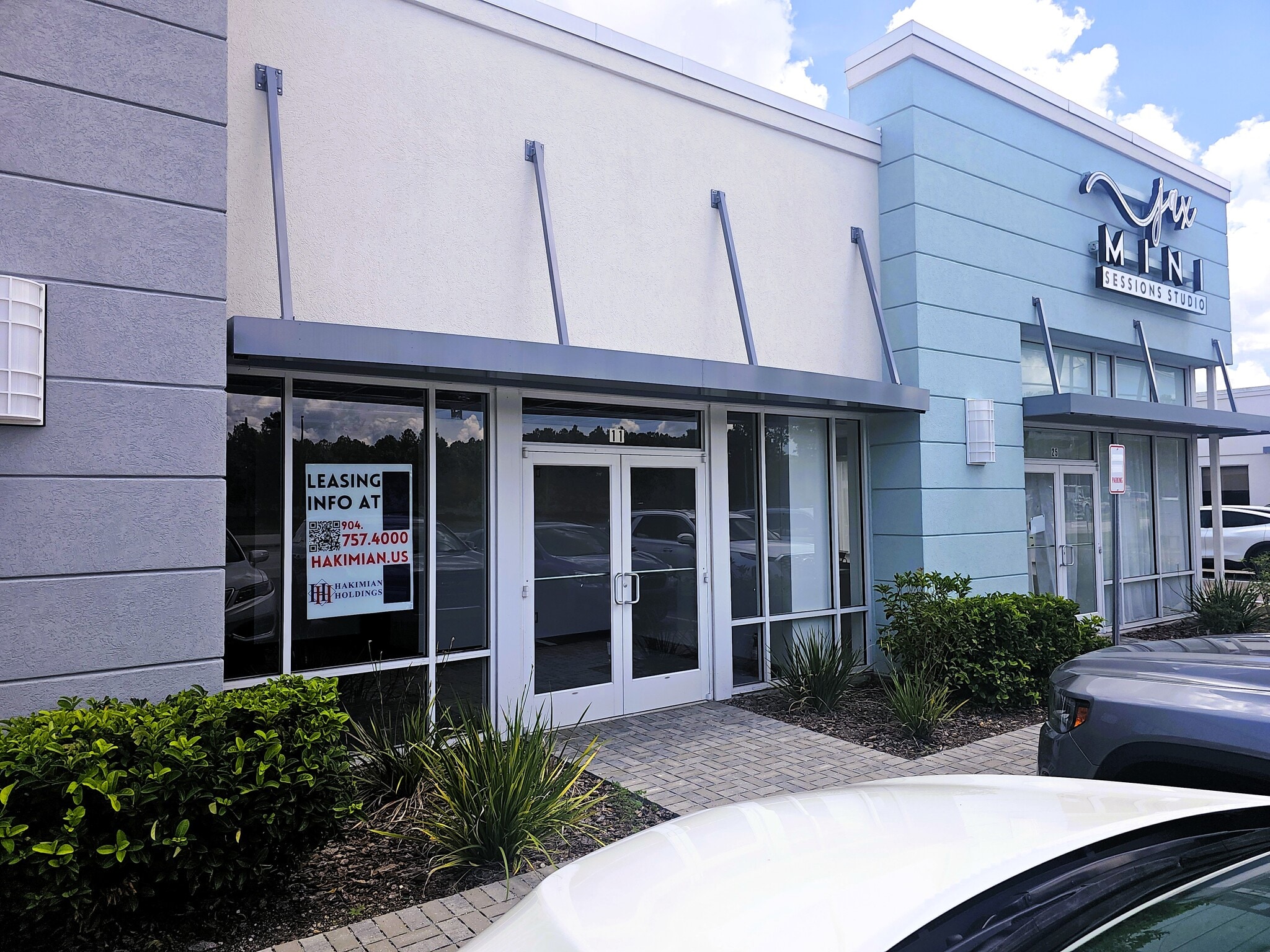 7035 Philips Hwy, Jacksonville, FL for lease Interior Photo- Image 1 of 4