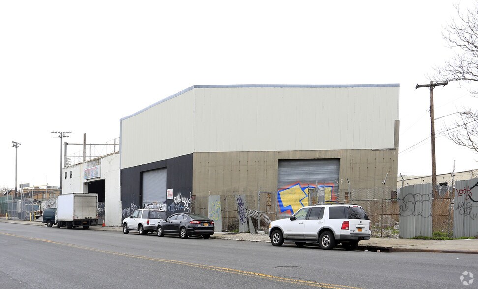 1155 Commerce Ave, Bronx, NY 10462