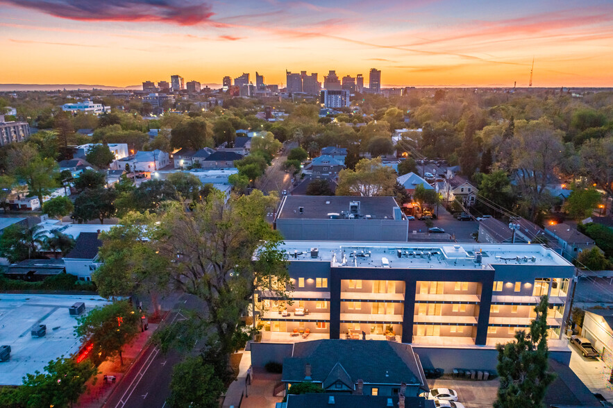 2417 J St, Sacramento, CA for sale - Building Photo - Image 1 of 1