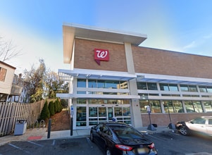 740 Main St, Paterson, NJ for lease Interior Photo- Image 2 of 7