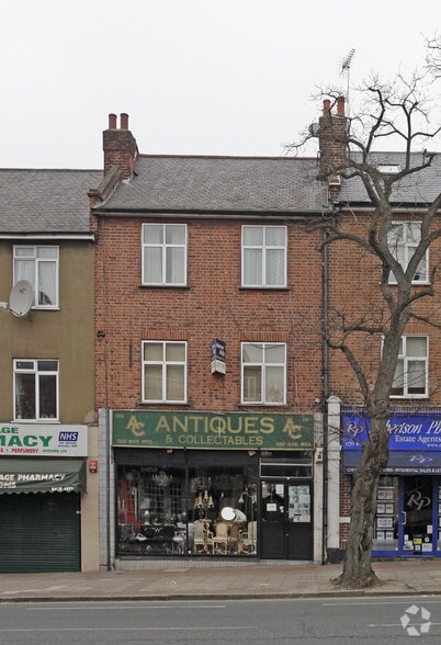 266 Uxbridge Rd, Pinner for sale - Primary Photo - Image 1 of 1