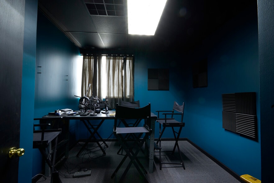 51 Hayes Pl, Buffalo, NY for lease - Building Photo - Image 2 of 20