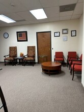 1001 W Euless Blvd, Euless, TX for lease Interior Photo- Image 2 of 7