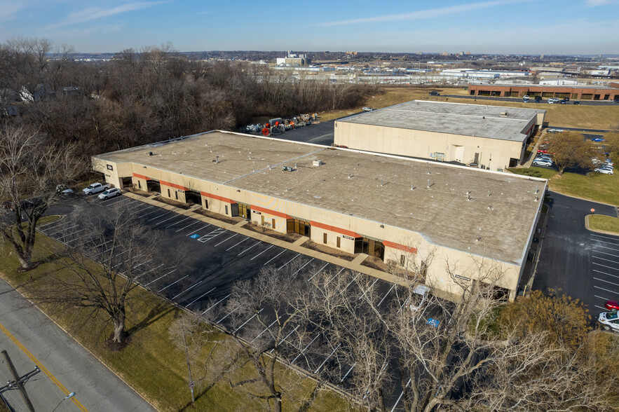 1140-1146 Booth St, Kansas City, KS for lease - Building Photo - Image 1 of 43