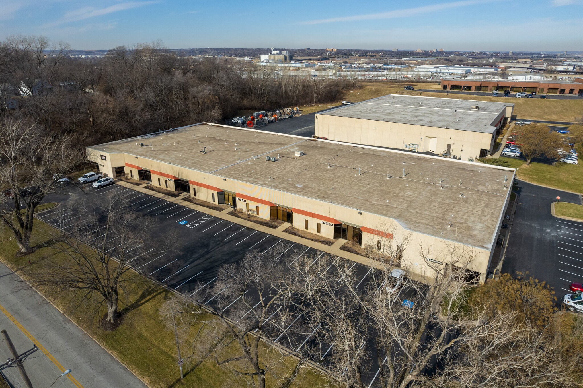 1140-1146 Booth St, Kansas City, KS for lease Building Photo- Image 1 of 44