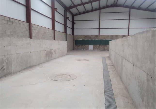 Industrial in Cuadros for sale - Building Photo - Image 1 of 16