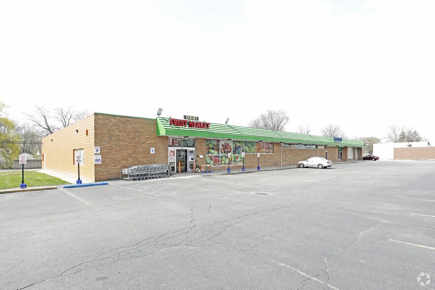 4652-4680 E 9 Mile Rd, Warren, MI for sale - Primary Photo - Image 1 of 1