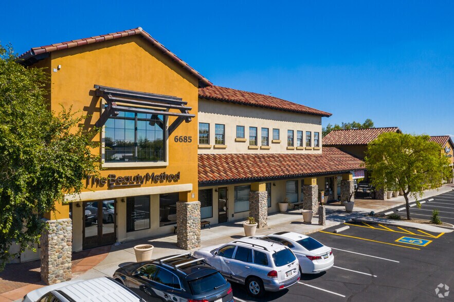 6685 W Beardsley Rd, Glendale, AZ 85308