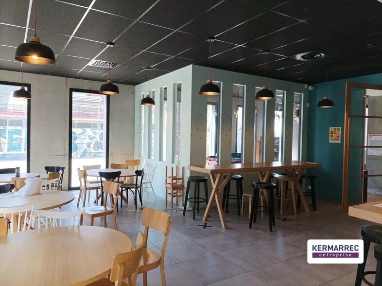 Office in Nantes for lease - Interior Photo - Image 1 of 10