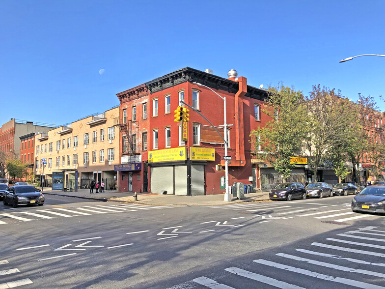 551 Gates Ave, Brooklyn, NY for sale - Building Photo - Image 1 of 1