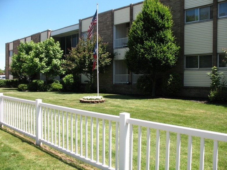 3940 Jackman, Toledo, OH for sale - Building Photo - Image 1 of 1