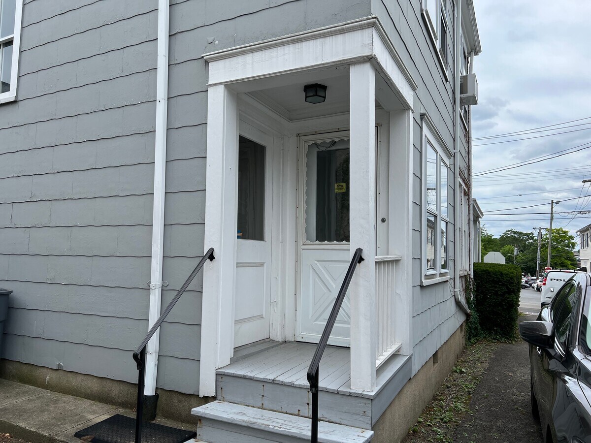 23 Purdy Ave, Rye, NY 10580