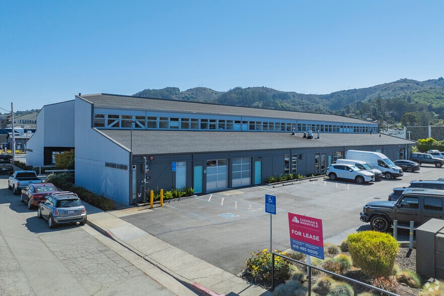 200 Gate Five Rd, Sausalito, CA for lease - Building Photo - Image 2 of 12
