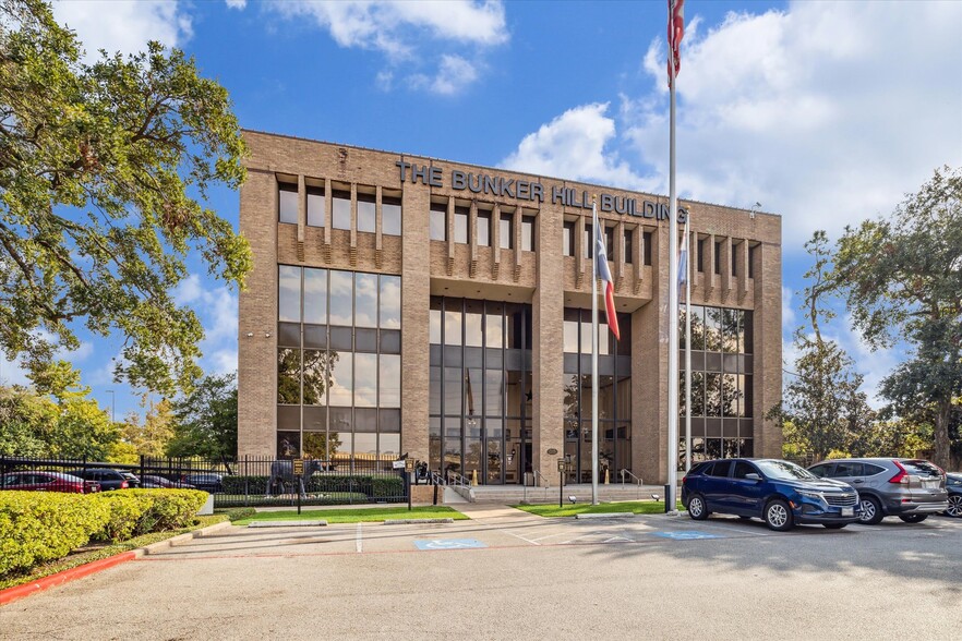 9525 Katy Fwy, Houston, TX for lease - Building Photo - Image 1 of 11