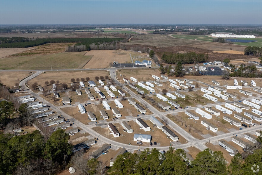 Lumberton Mobile Home Parks portfolio of 3 properties for sale on LoopNet.com - Building Photo - Image 2 of 28