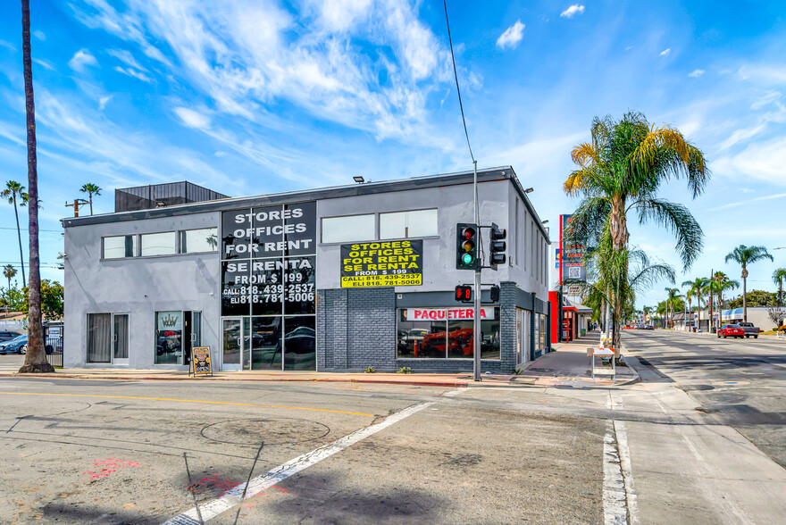 1926 S Main St, Santa Ana, CA for lease - Building Photo - Image 2 of 15