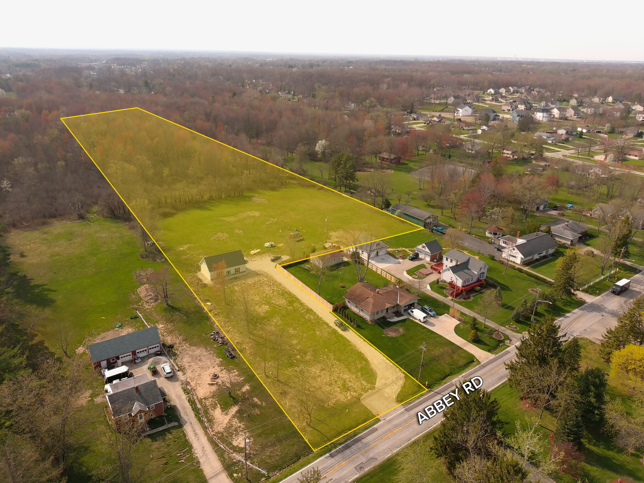 Abbey Rd, North Royalton, OH for sale Building Photo- Image 1 of 3