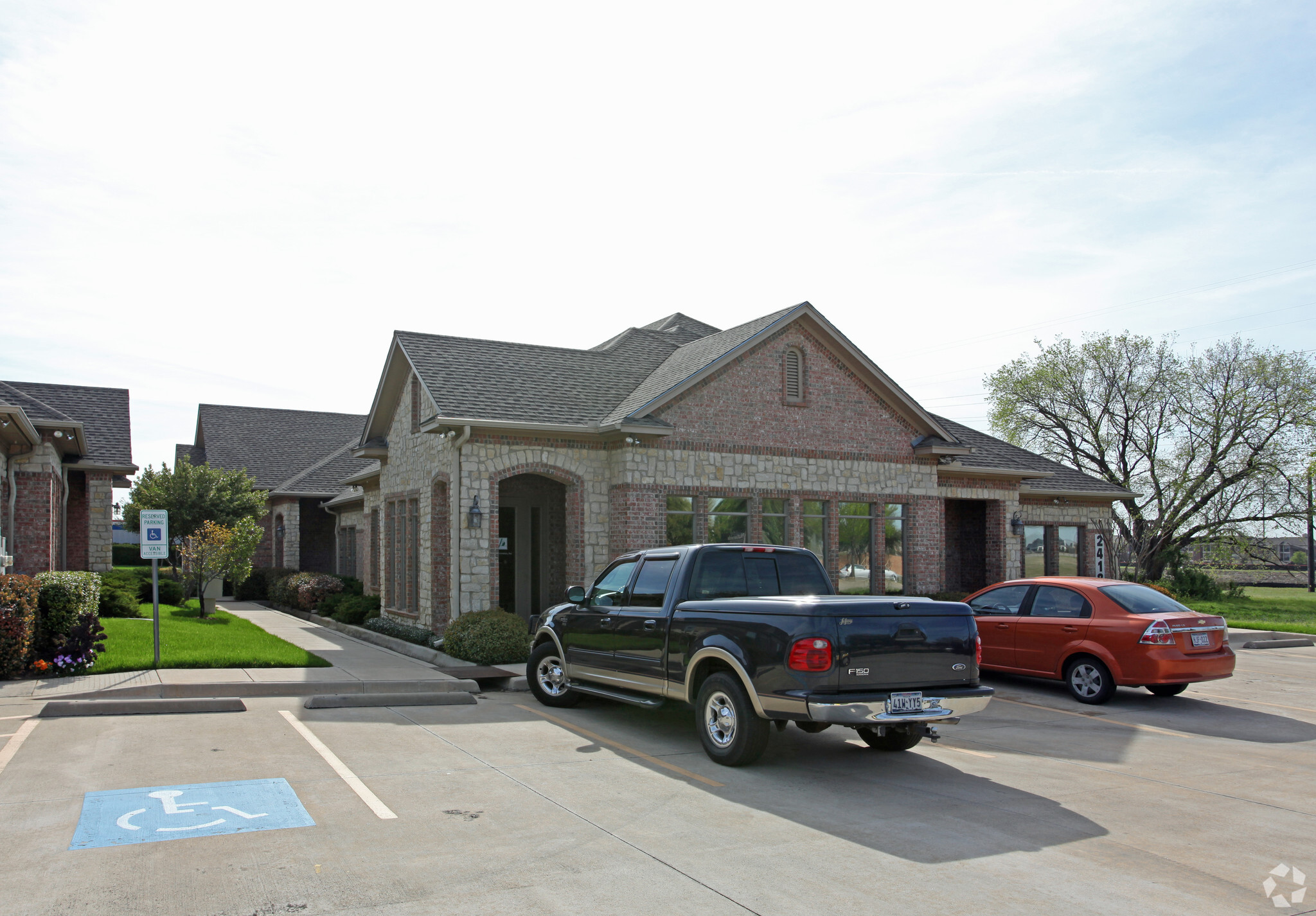 2418 Marsh Ln, Carrollton, TX for sale Building Photo- Image 1 of 1