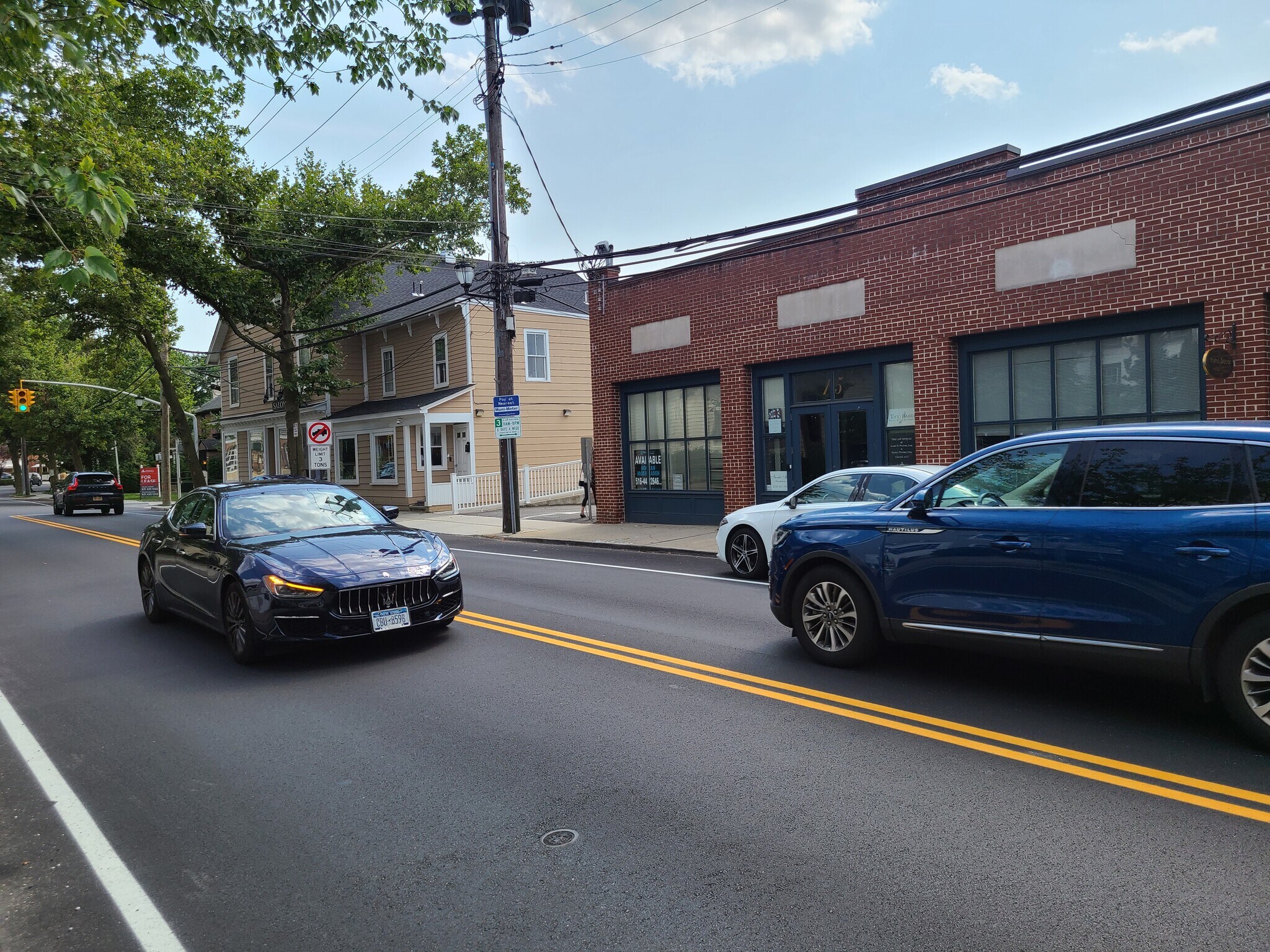 15 Bryant Ave, Roslyn, NY for lease Building Photo- Image 1 of 18