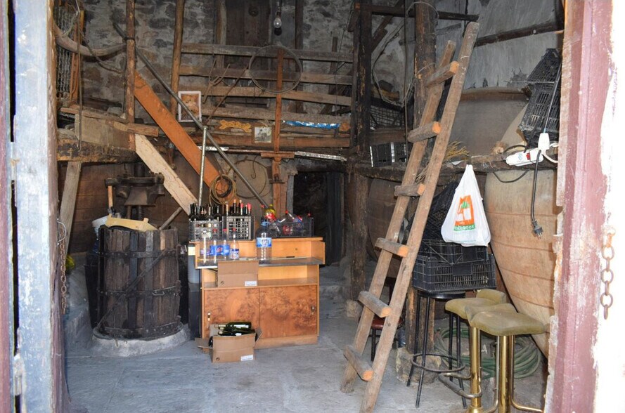 Retail in El Molar, Madrid for sale - Building Photo - Image 2 of 6