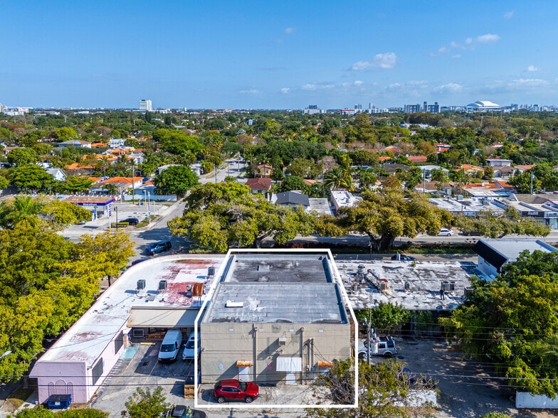 2292 SW 22nd St, Miami, FL for sale - Building Photo - Image 2 of 20